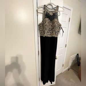 Evening wear by Xscape - Black & Gold